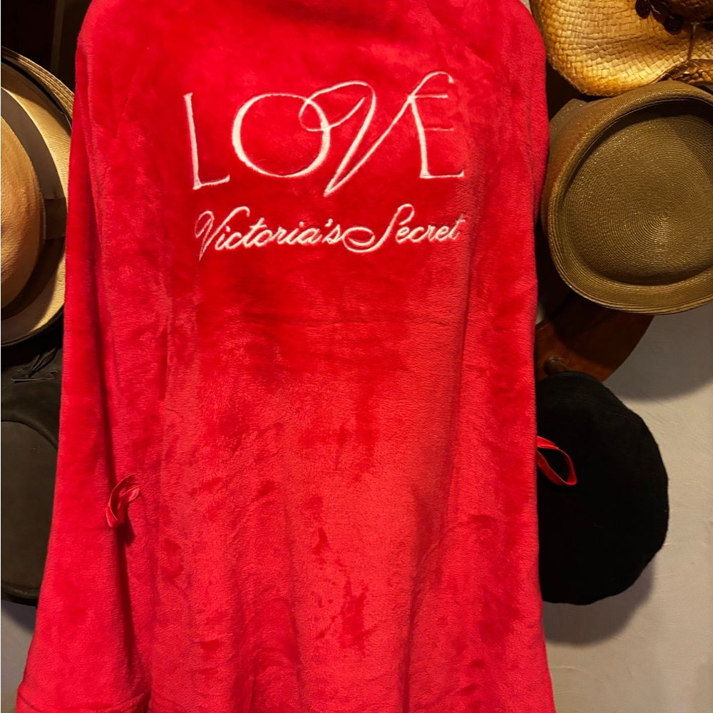 Victoria's Secret Red Plush Robe with White 'LOVE' Embroidery